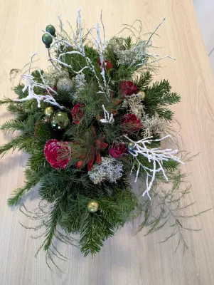 👥Cours d'Art floral Pin et Rose