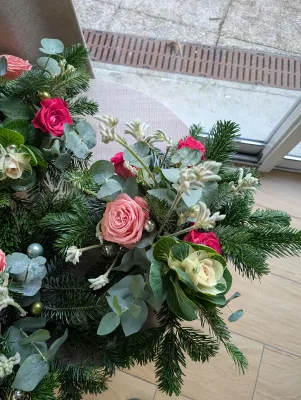 👥Cours d'Art floral Rose et Sapin noble