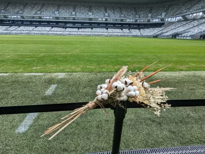 Bohemian Tossing Bouquet Cotton Pampas Grass Cattail Bordeaux Wedding
