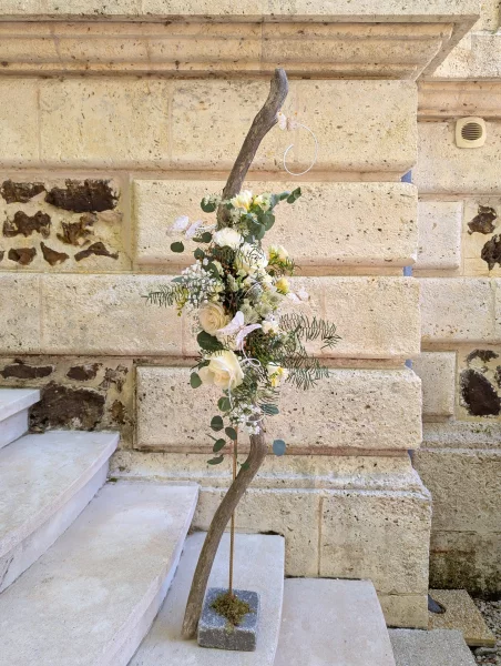 Romantic Organic Floral Arrangement with White Roses, Eucalyptus and Gypsophila, Wedding.