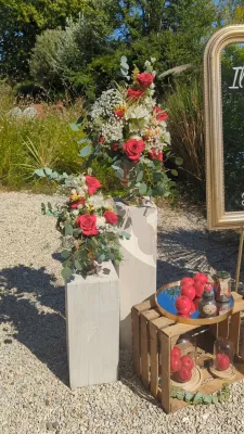 Sophisticated Rustic Welcome Sign with Red Roses, White Alstroemerias and Eucalyptus, Wedding.