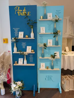Large Bilane & Renaud wedding table plan, sophisticated country style, with gypsophila and green foliage.